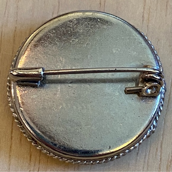 Millefiori Yellow Flower Micro Mosaic Glass Bead Silver Tone Round Brooch Pin - Picture 7 of 7